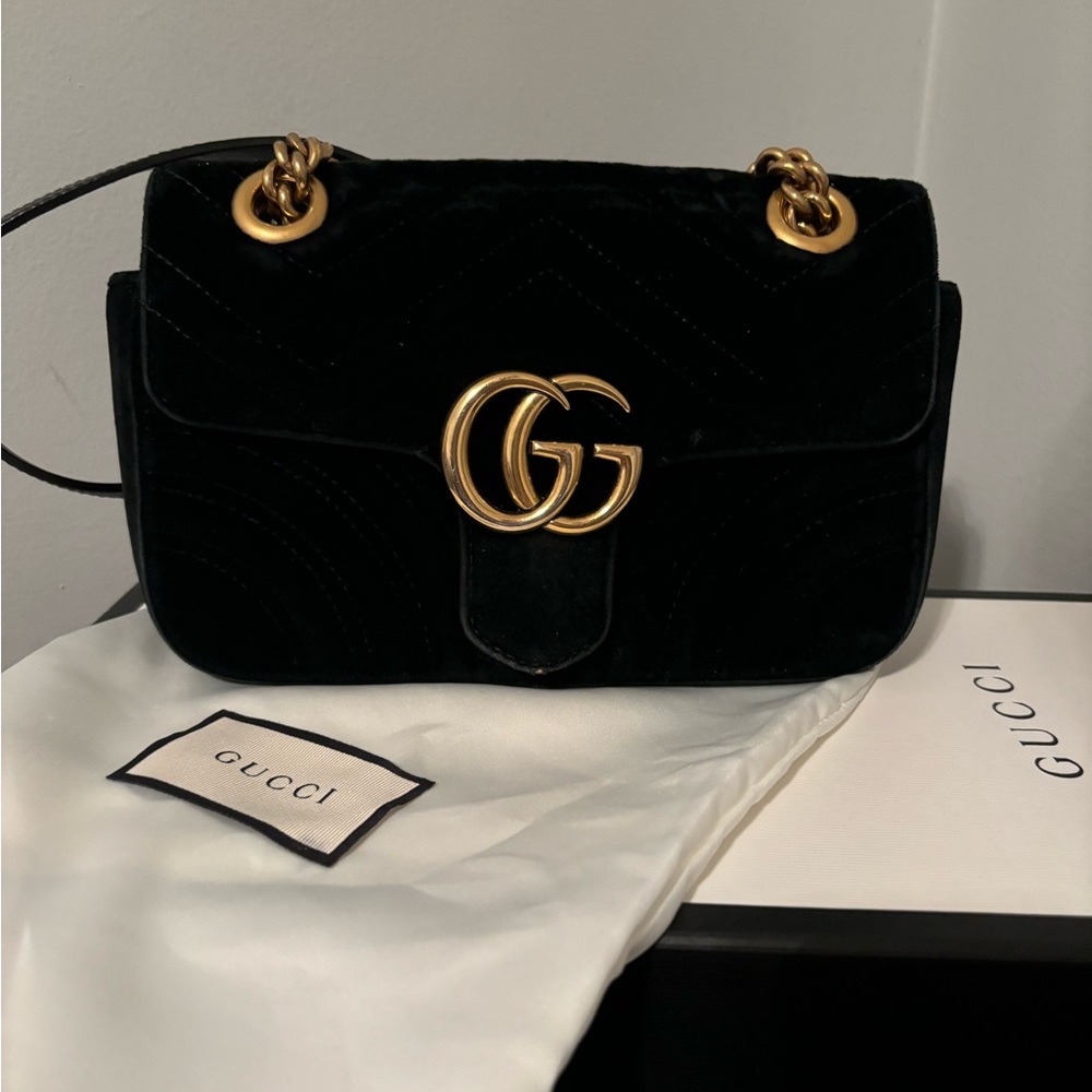 Gucci marmont velvet bag